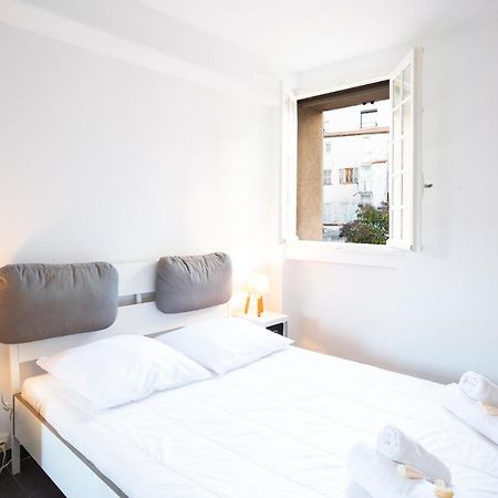 Apartamento Chez Dominique - 1 Chbre 2-4Pers Centre Antibes Migrainier Ancien With Ac Exterior foto